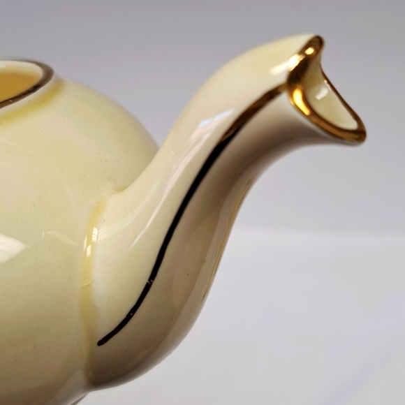 Vintage 1940's Royal Winton " National Dances " mini teapot stacking set - Picture 5 of 16